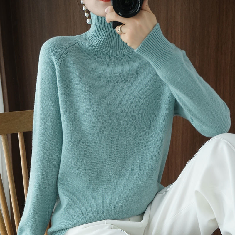 Image of Bailey | Women's Fitted Turtleneck Sweater