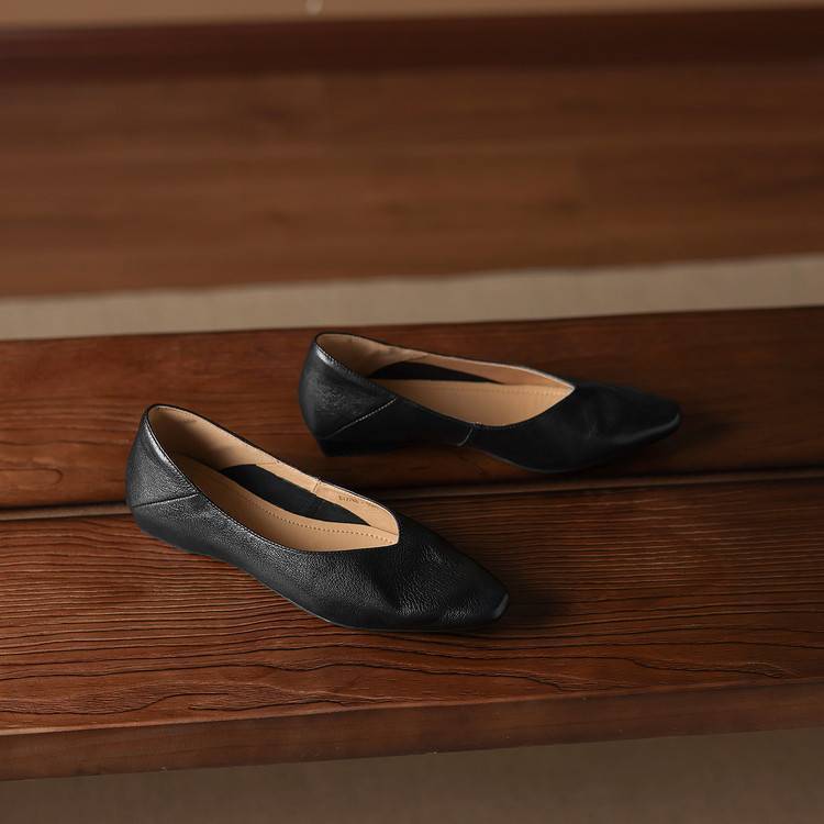 Image of Greta | Women's Pointed Toe Slip-On Flats